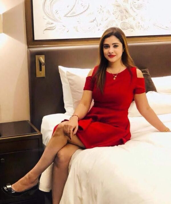 Pakistani Call Girls Near Radisson Hotel Gurugram {9582232329} Escort Service