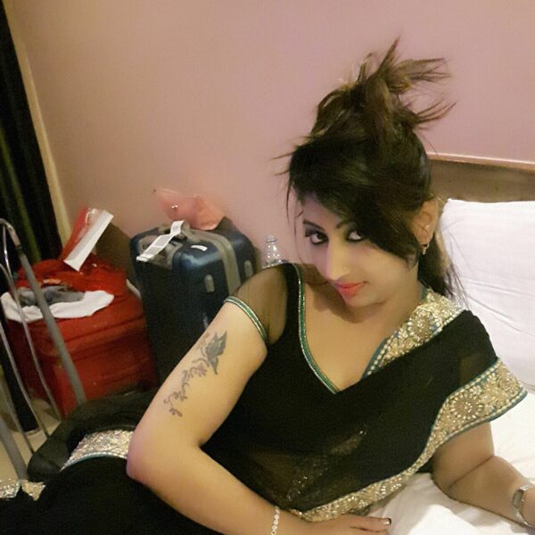 Grant Road Decent Housewife Call Girls7033799463 Mahalaxmi Call Girl