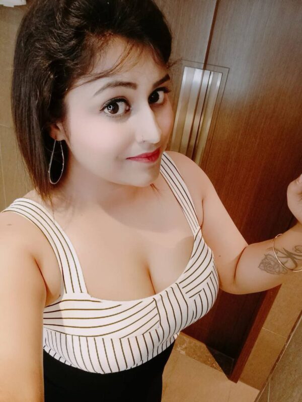 Call Girls NUmber Pune,9833754194 Poorbi Pune Vip Call Girls