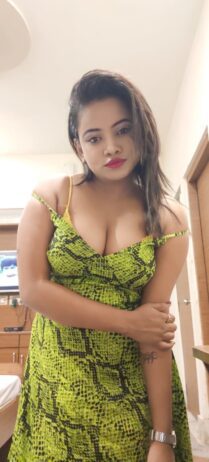 CALL GIRLS IN DELHI Paharganj ꧁7042104524 escort serves