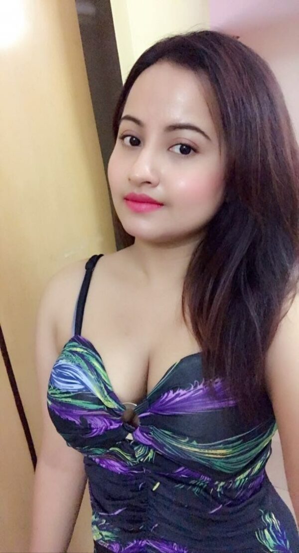 Book Call girls in Vaishali Sector 1 Ghaziabad 9990233396 Escorts service